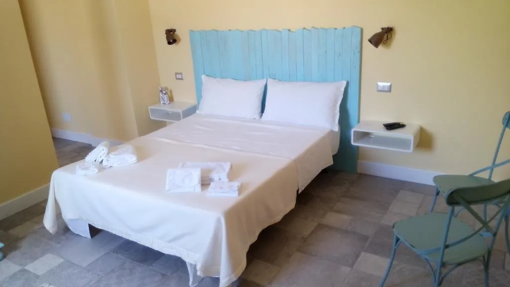 Bed and Breakfast Casale Diletta Castiadas Italia