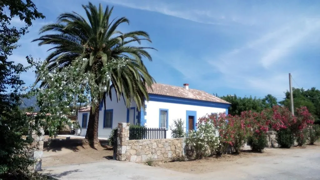 Casale Diletta Bed & Breakfast Castiadas