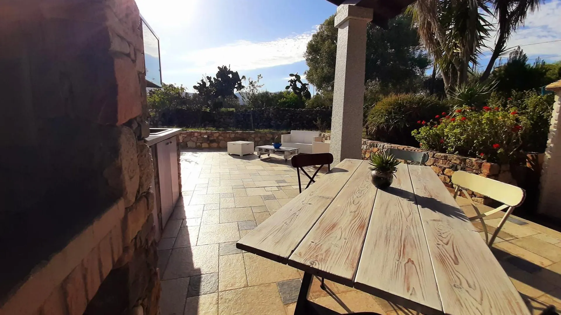 Casale Diletta Bed & Breakfast Castiadas