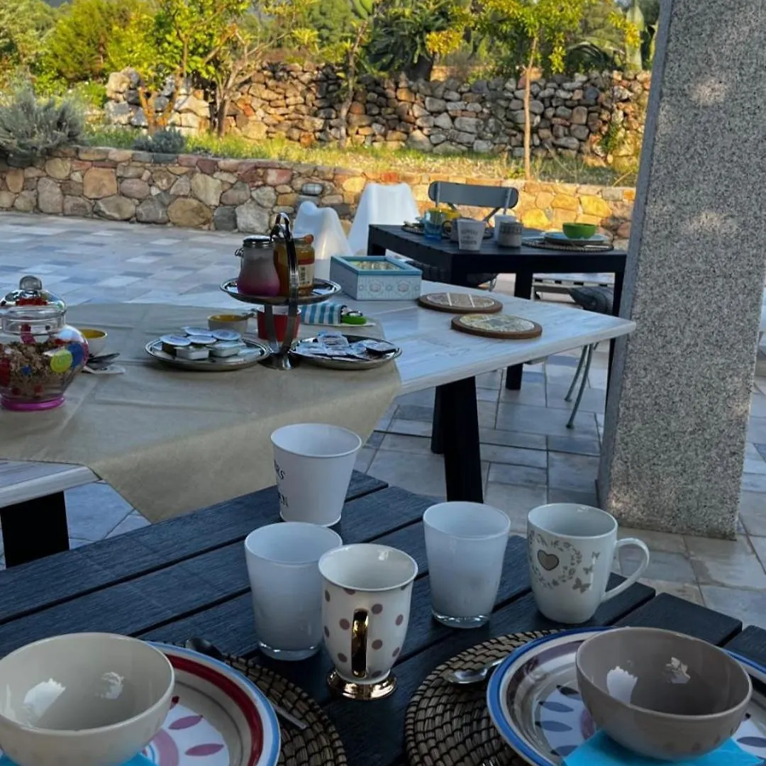 Bed and Breakfast Casale Diletta Castiadas Bed & Breakfast