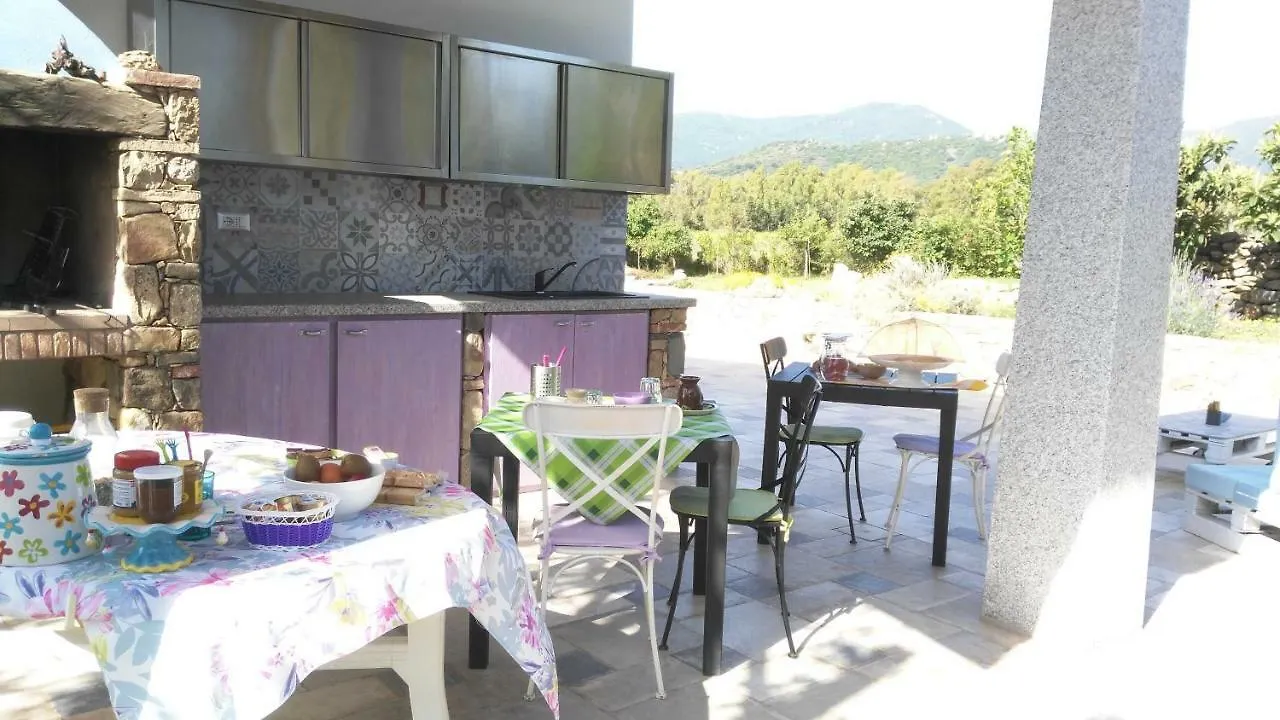 Casale Diletta Bed & Breakfast Castiadas